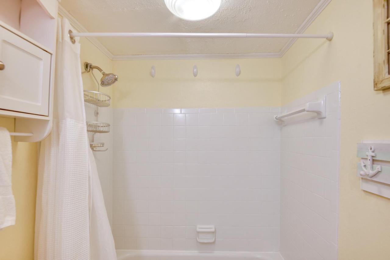 Daytona Beach Studio With Private Lanai 1 Mi To Pier Luaran gambar
